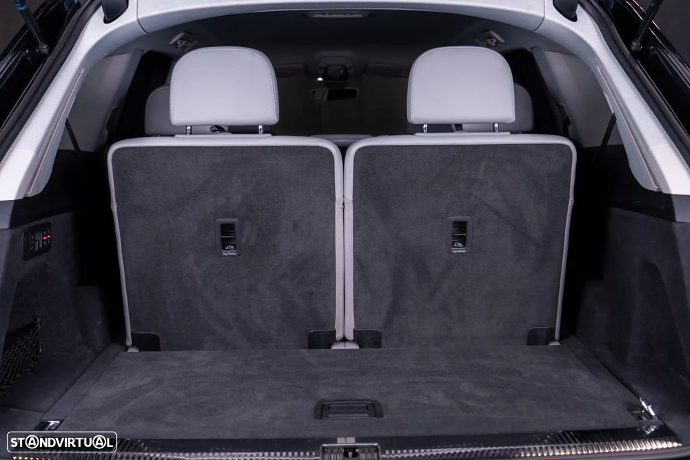 Audi Q7 3.0 TDI quattro S-line Tiptronic 7L - 32