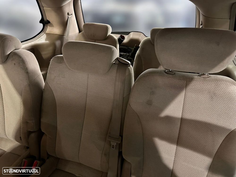 KIA Carnival  Grand Carnival II (VQ) 2.9 CRDi Diesel 185cv-136kW 2006 - 2015 Ref. Motor:J3(CRDi) para peças - 12