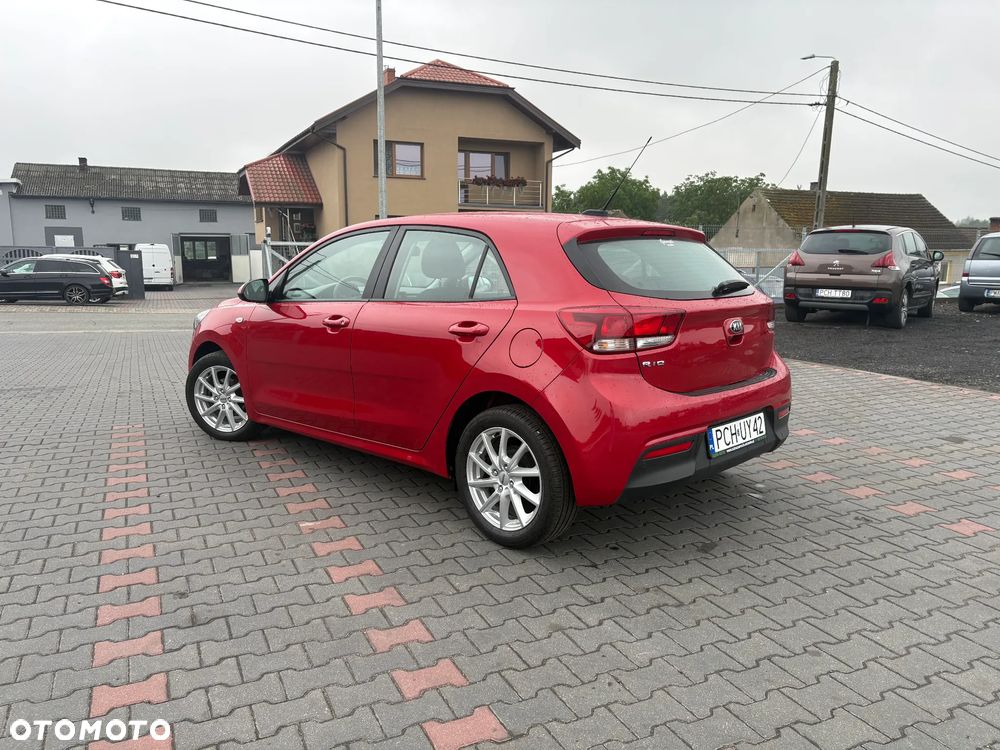 Kia Rio - 3