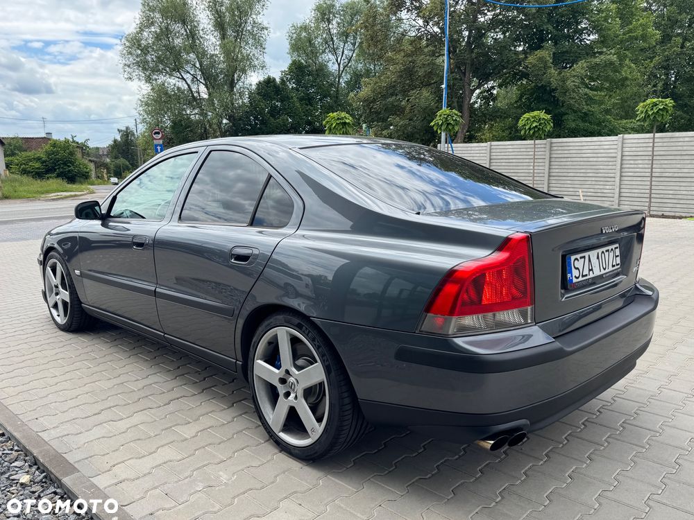 Volvo S60 R - 5