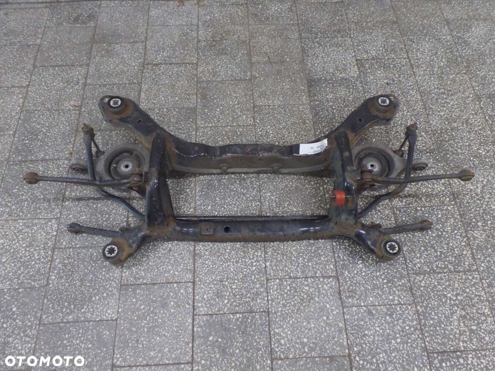 VOLVO S60 II V60 10-18 WOZEK LAWA BELKA KOLYSKA ZAWIESZENIA TYL - 2