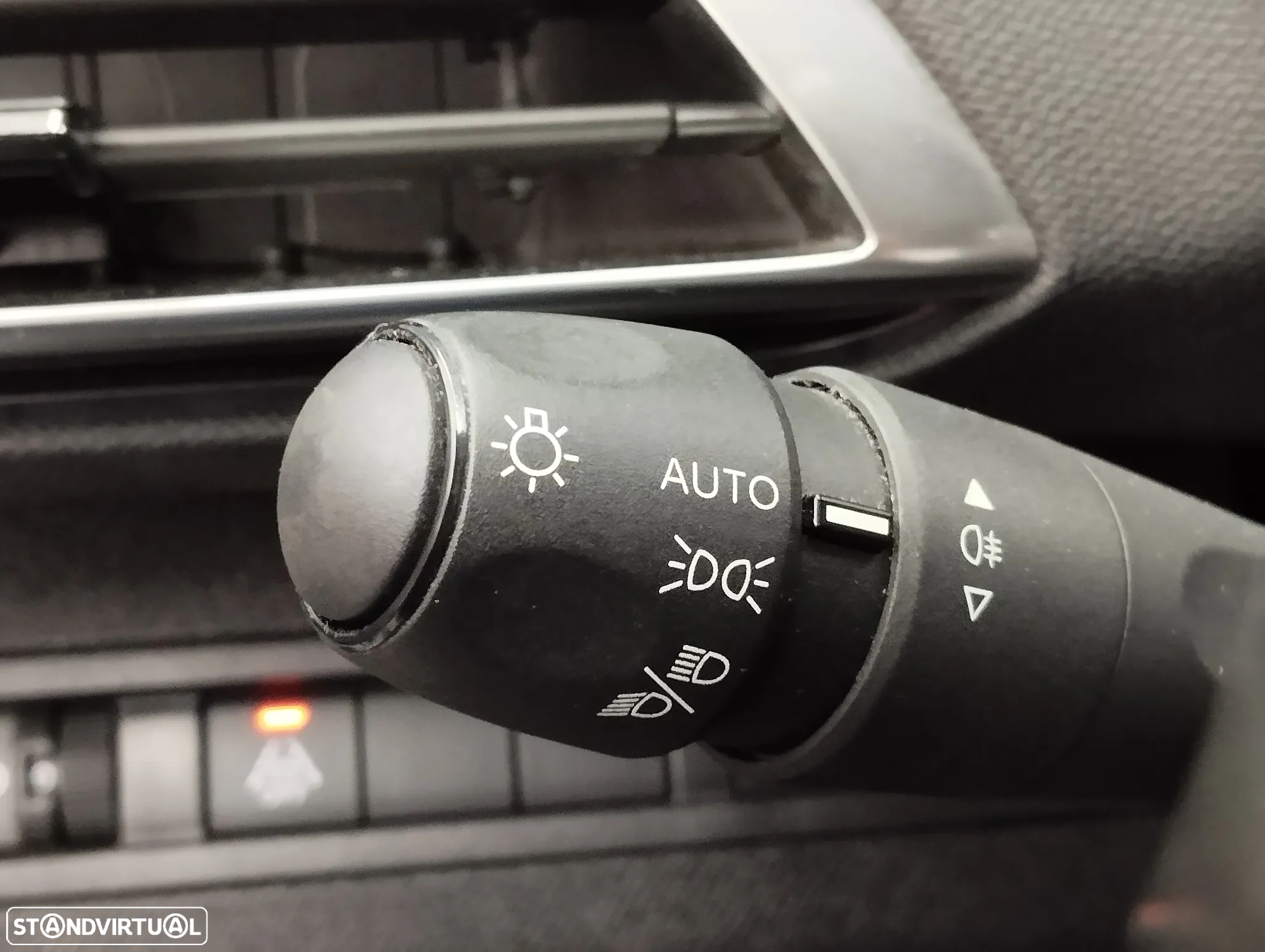 Peugeot 3008 1.5 BlueHDi Active Pack - 26