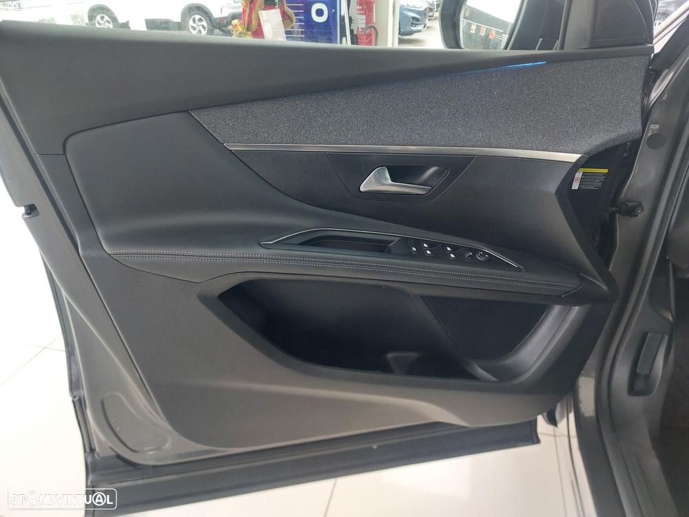 Peugeot 5008 1.5 BlueHDi Allure - 15