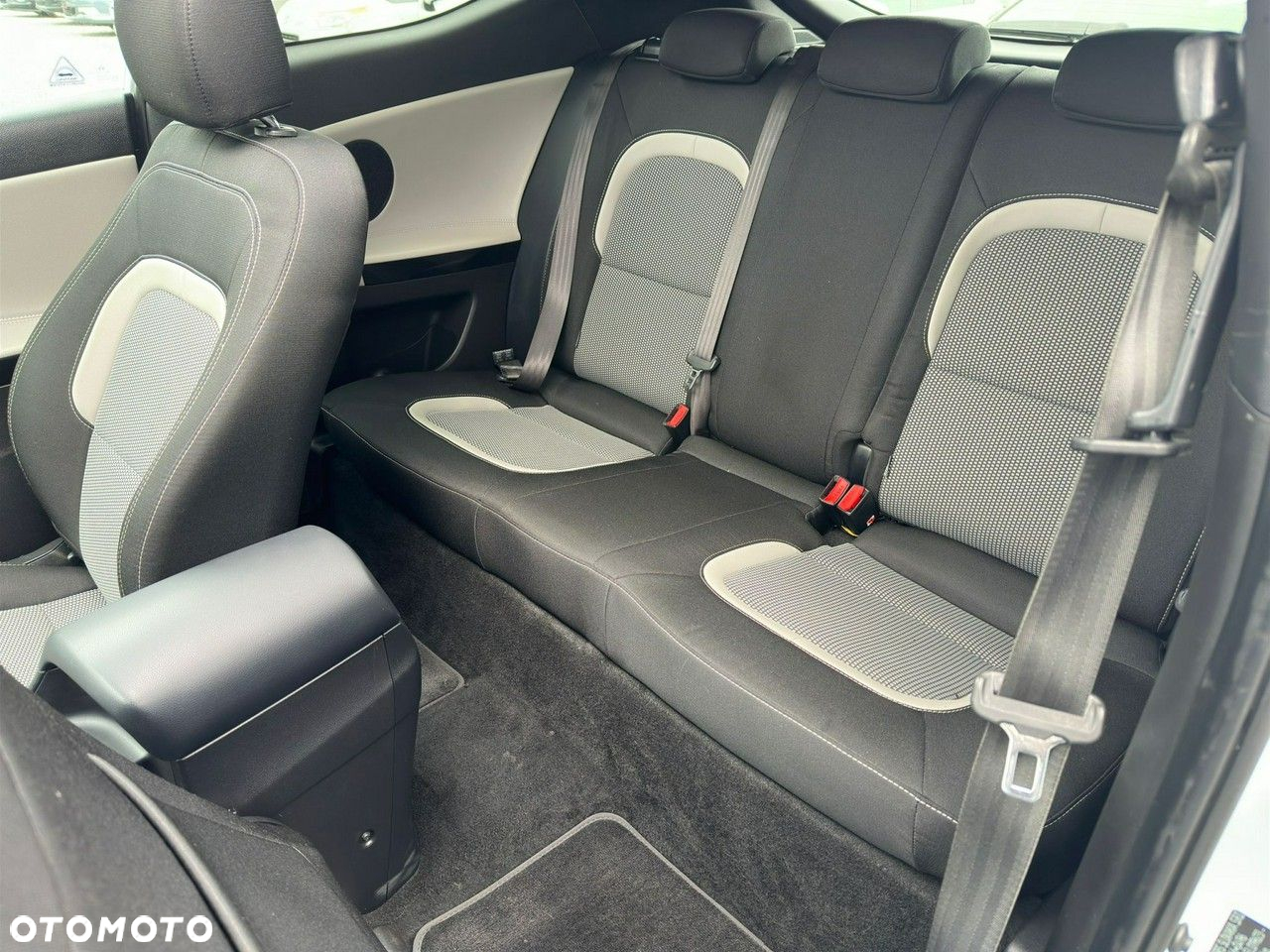 Kia ProCeed - 9