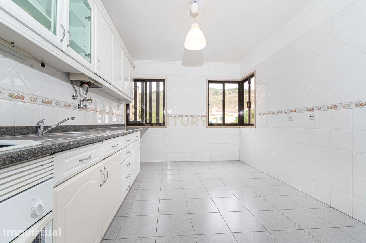 Apartamento T2 Alto da Mira - Grande imagem: 2/48