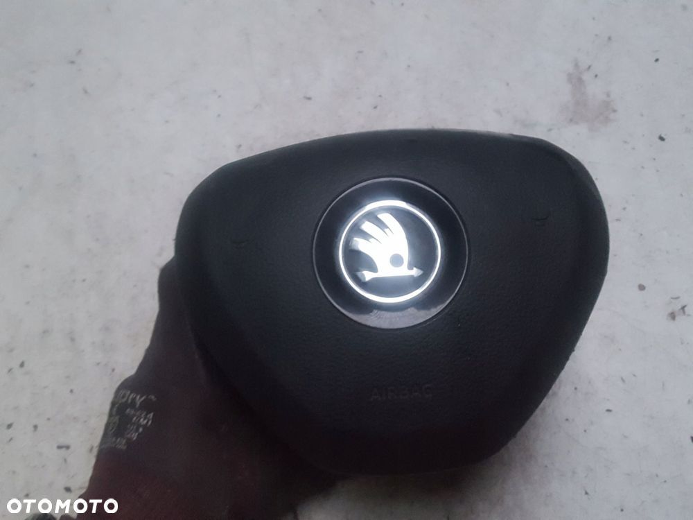SKODA SUPERB 2 II LIFT PODUSZKA AIRBAG KIEROWCY - 1