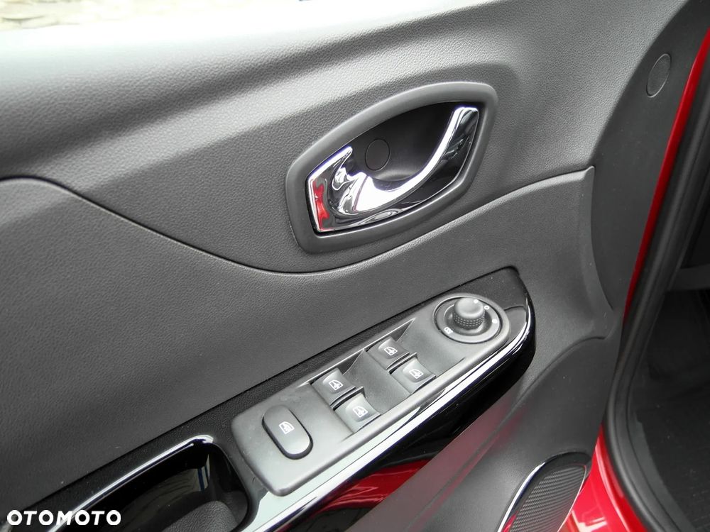 Renault Captur 1.2 Energy TCe Intens EDC EU6 - 27