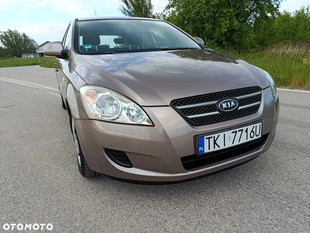 Kia Ceed 1.4 CVVT LX Basis - 12