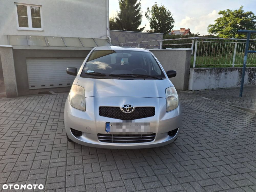 Toyota Yaris 1.0 Luna A/C - 17