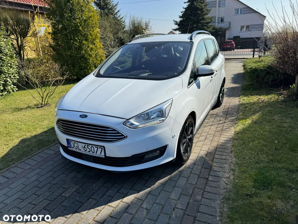 Ford Grand C-MAX - 1
