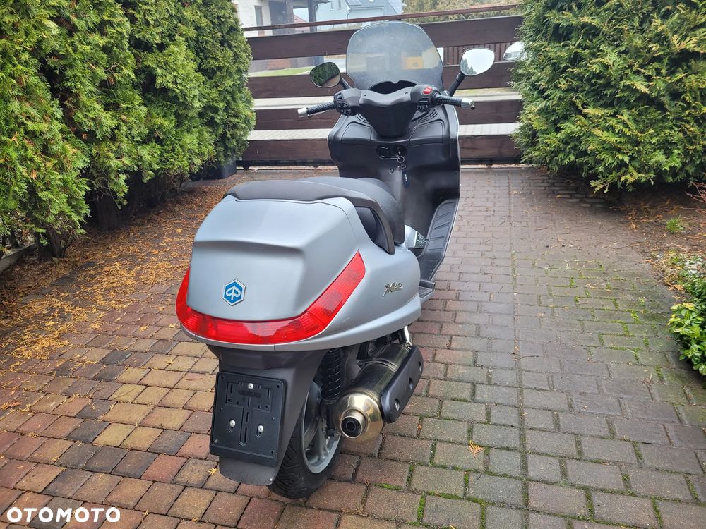 Piaggio X8 - 17