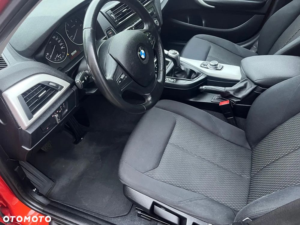 BMW Seria 1 116d - 8