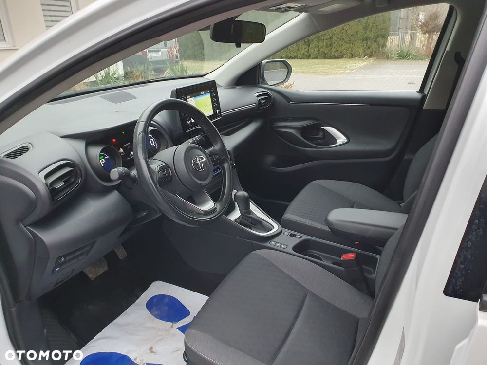 Toyota Yaris - 11