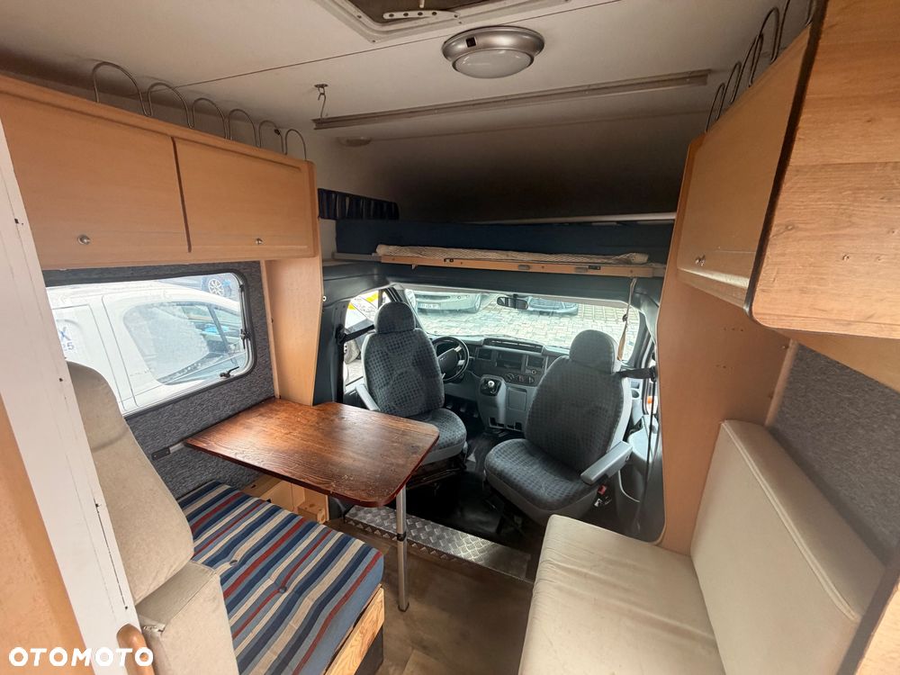 Ford Transit - 26