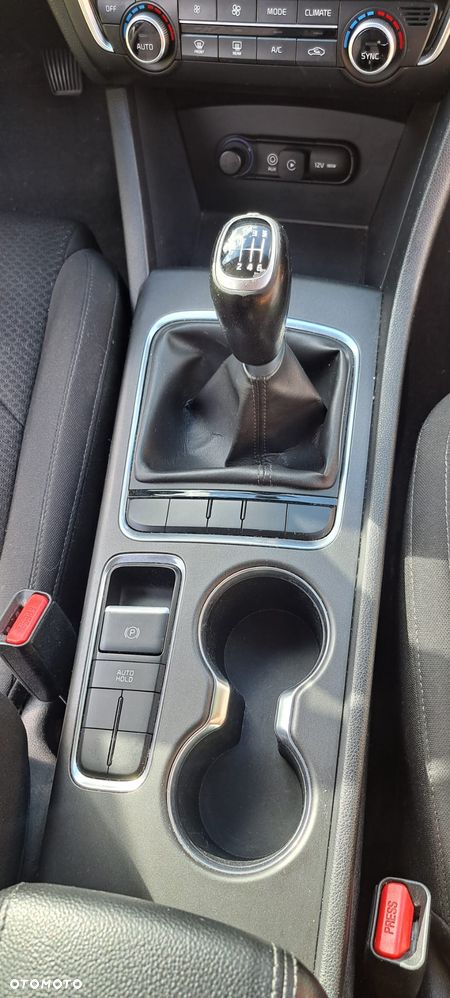Kia Optima 1.7 CRDI M - 16