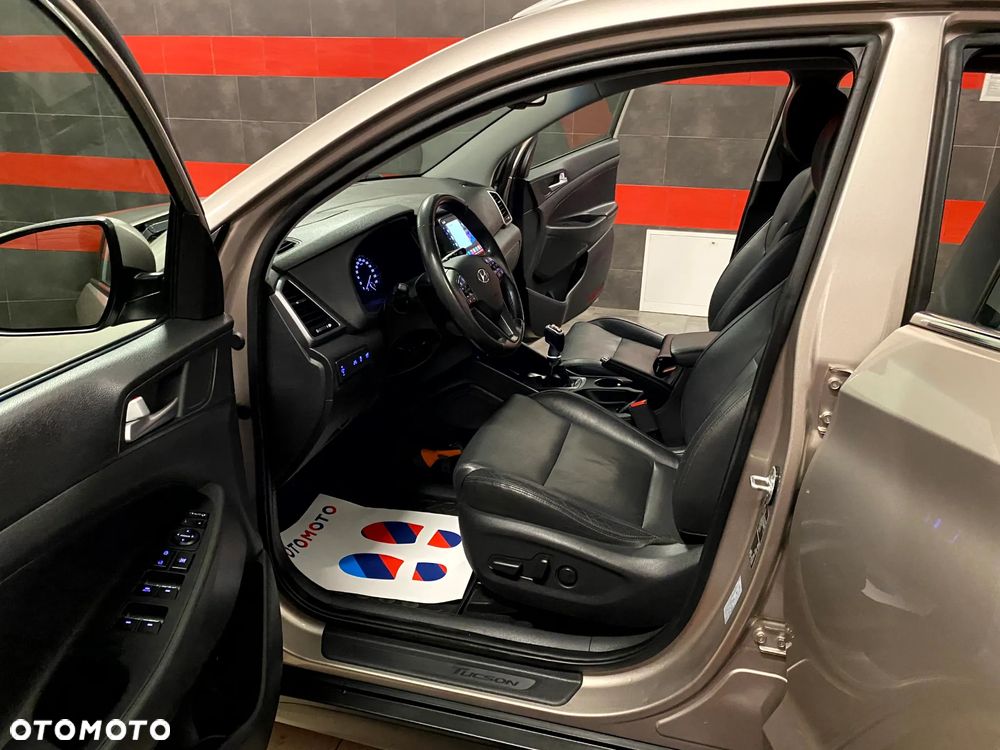 Hyundai Tucson 1.6 GDi 2WD Premium - 12