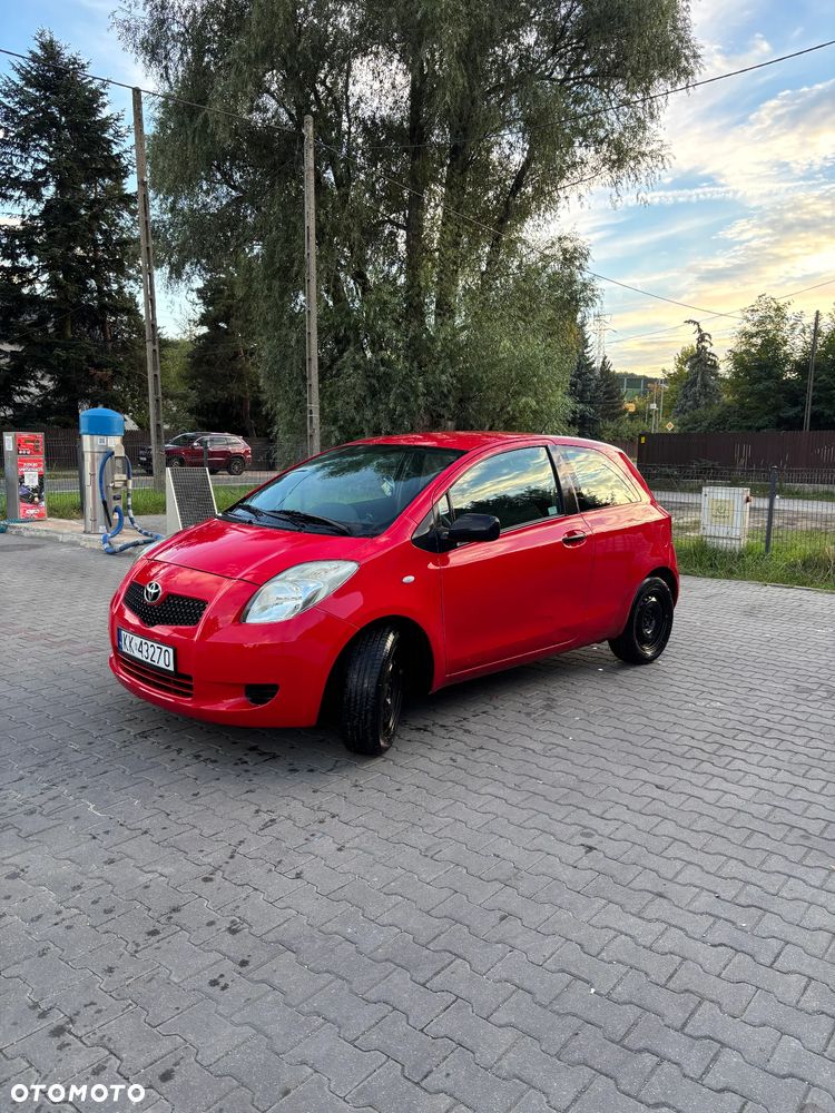 Toyota Yaris 1.0 Luna - 1