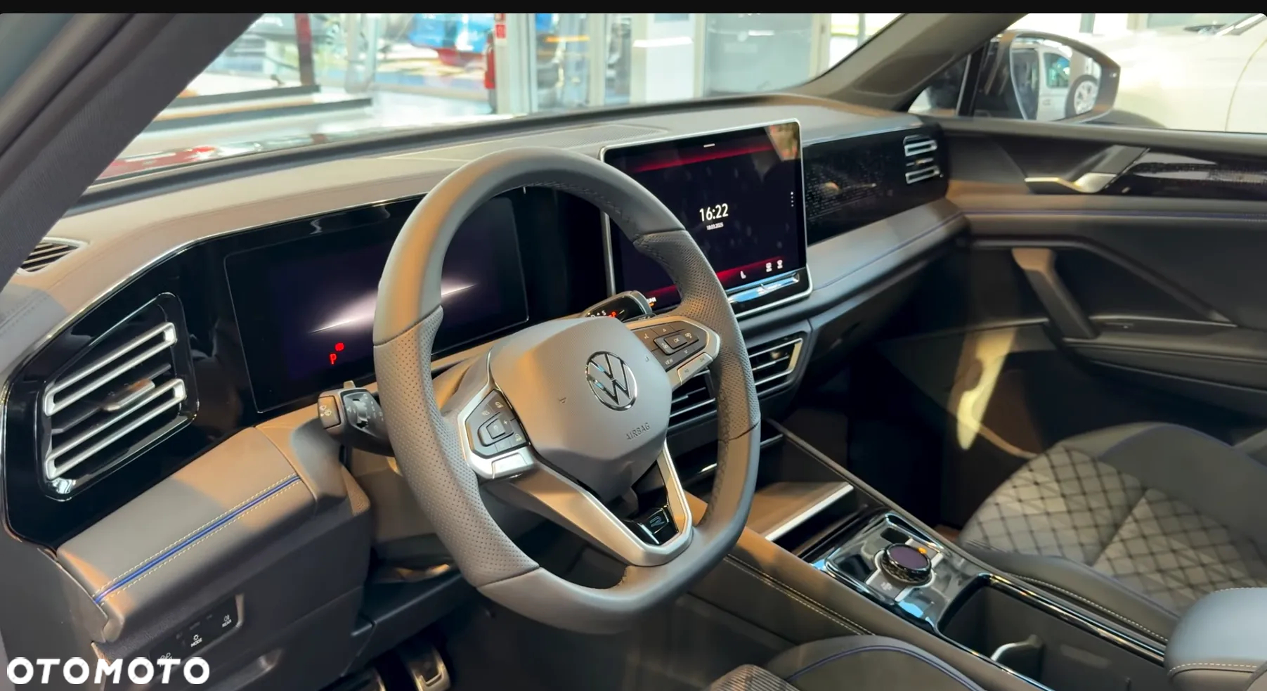 Volkswagen Tiguan 2.0 TDI 4Mot R-Line DSG - 8