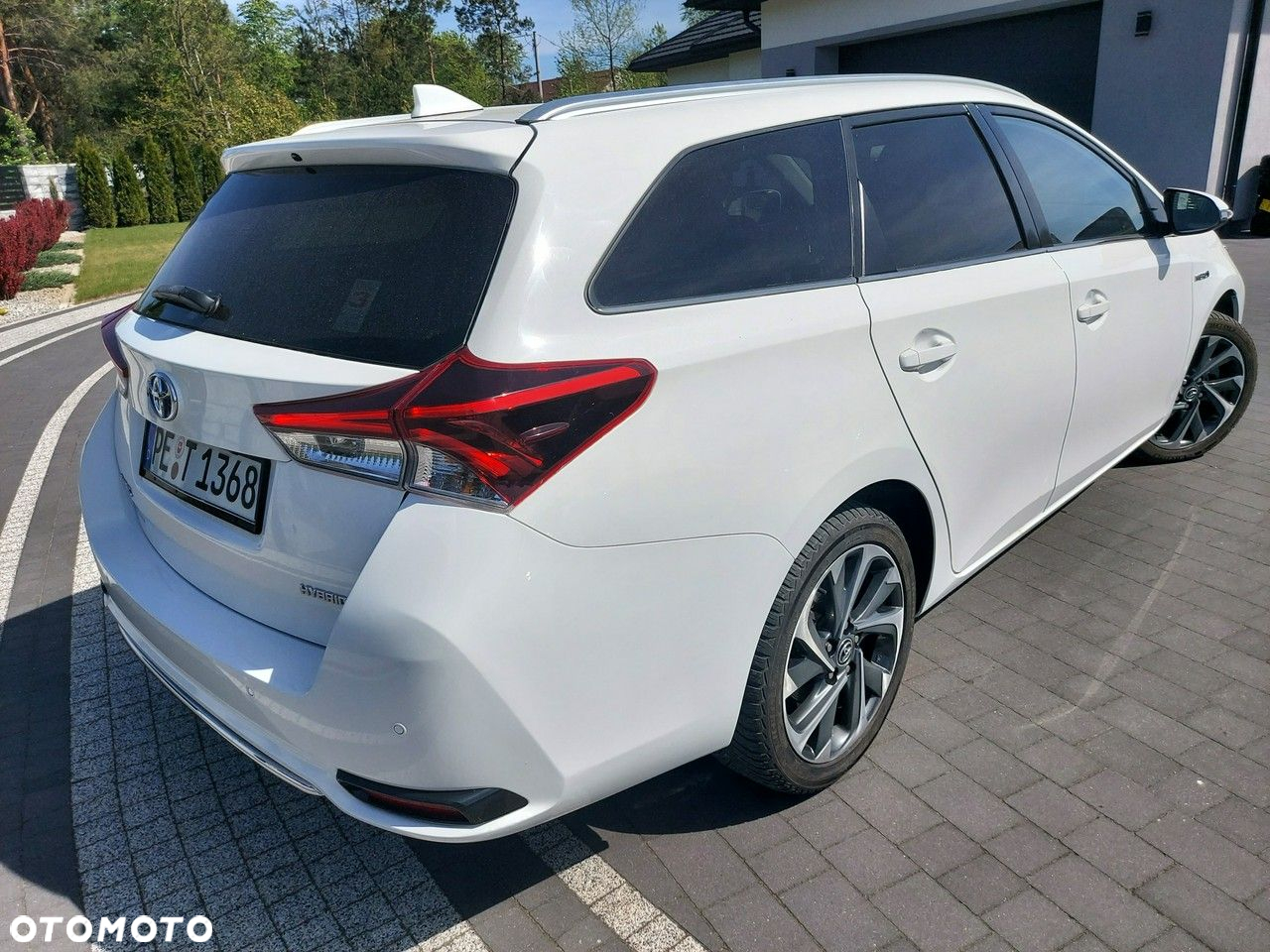 Toyota Auris - 2