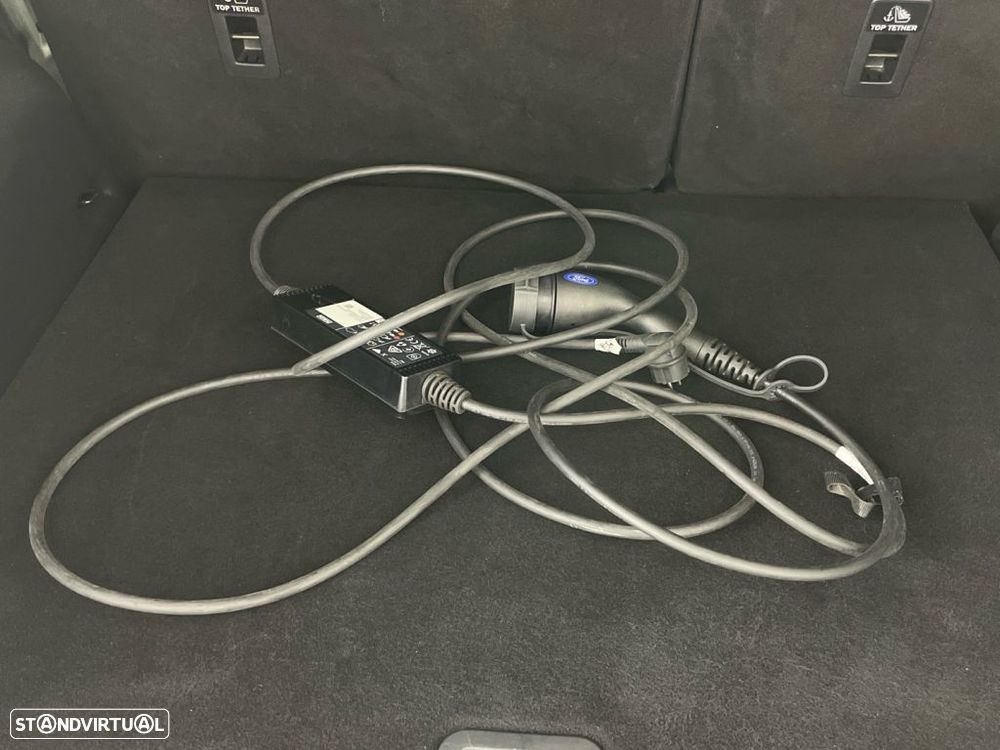 Ford Kuga 2.5 PHEV Titanium - 26