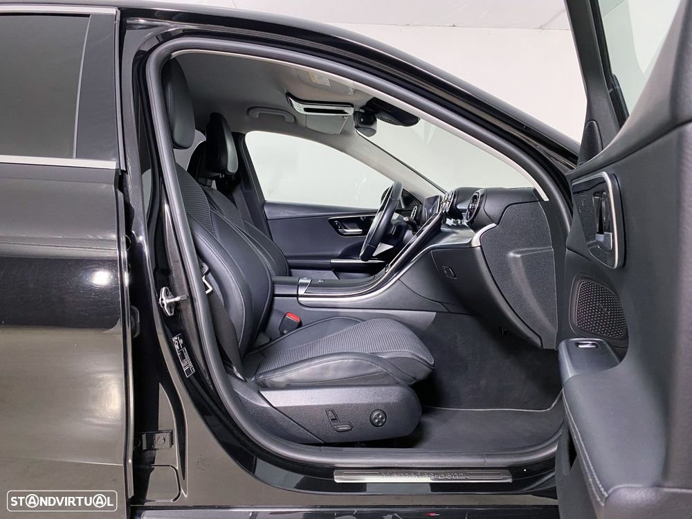 Mercedes-Benz C 220 d Avantgarde — fotografia 16