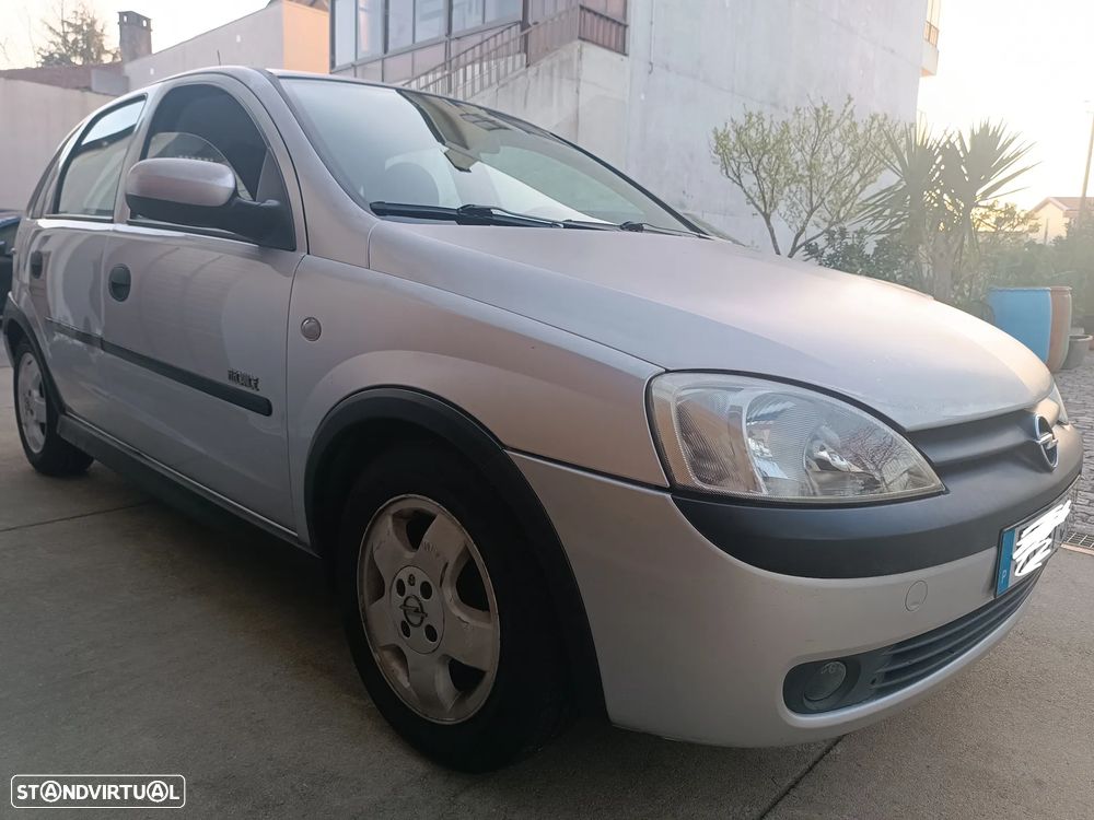 Opel Corsa 1.2 16V Elegance - 2