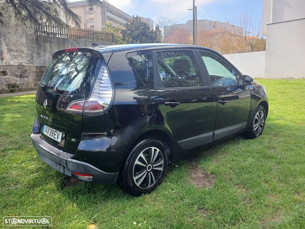 Renault Scénic 1.5 dCi Dynamique S - 18