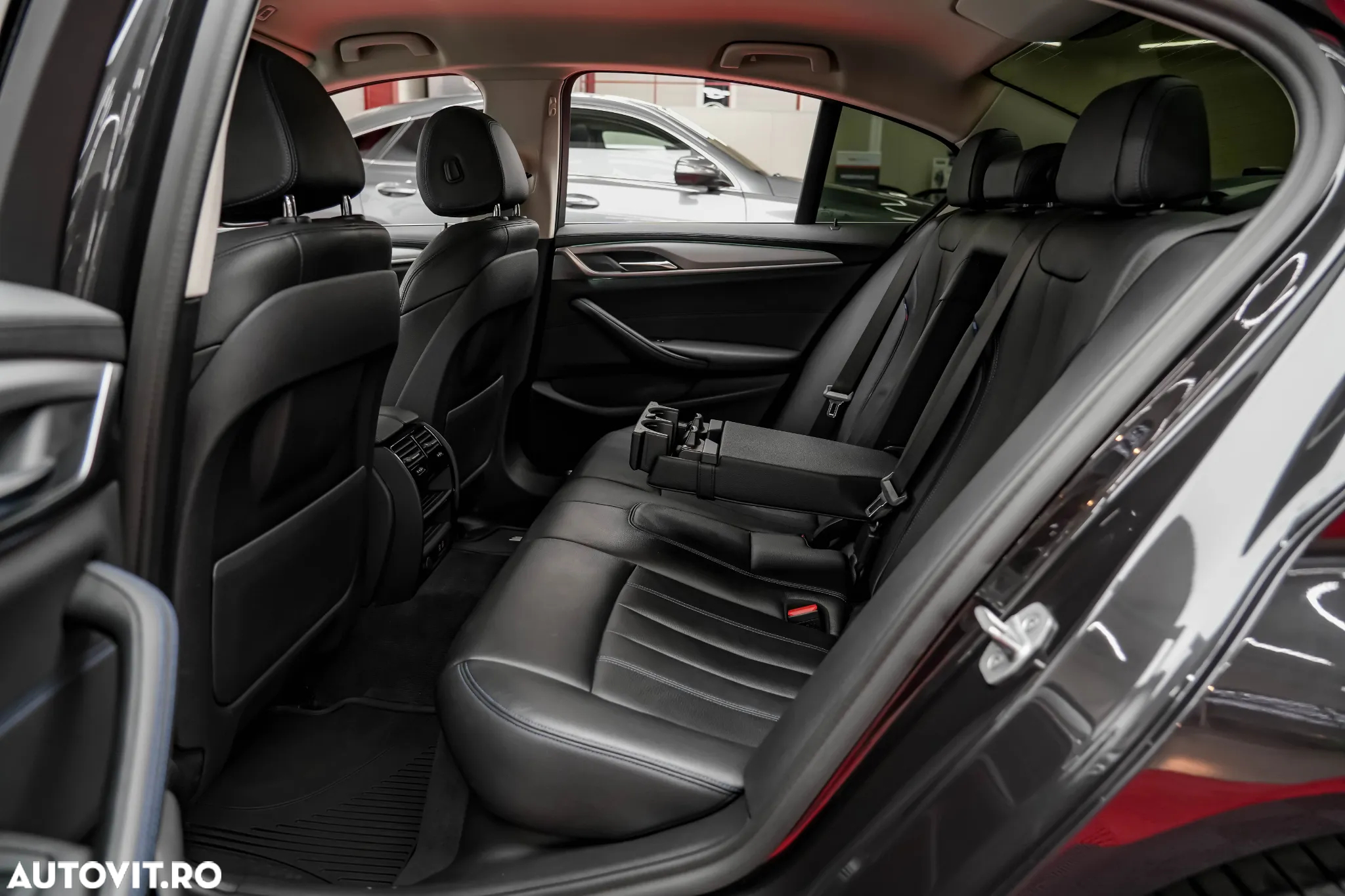 BMW Seria 5 530e iPerformance Aut. - 4