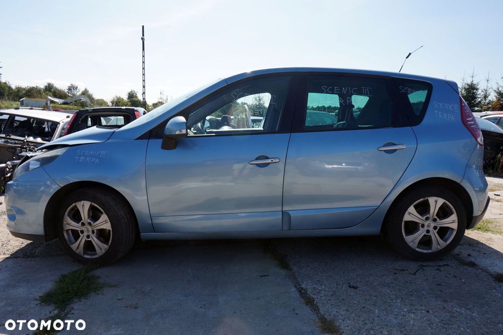 RENAULT SCENIC III PH1 2011 TERPA 1.6 DCI R9M402 130KM ND4009 NIEBIESKI na części - 2