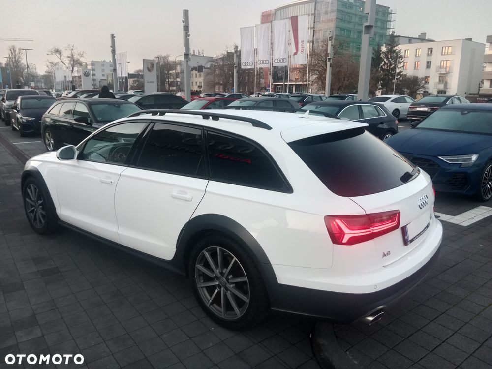 Audi A6 Allroad - 10