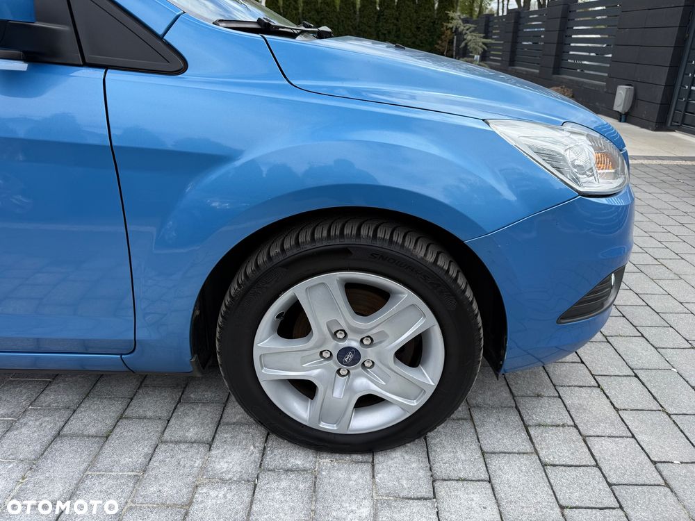 Ford Focus 1.6 16V Style - 9