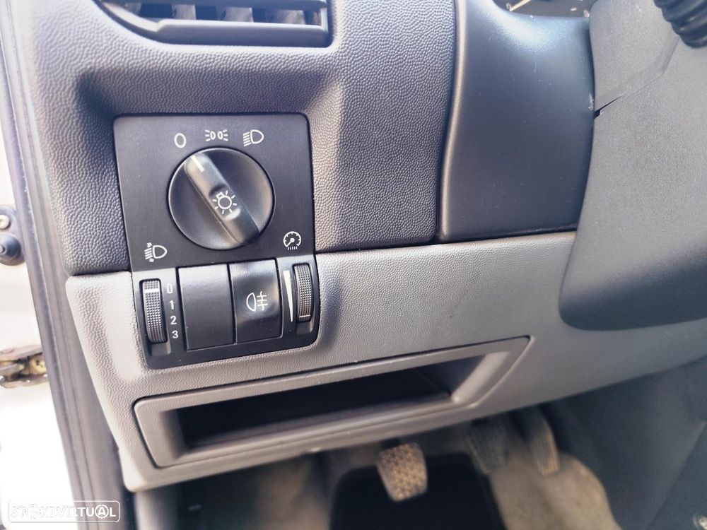 Opel Corsa 1.7 Di - 41