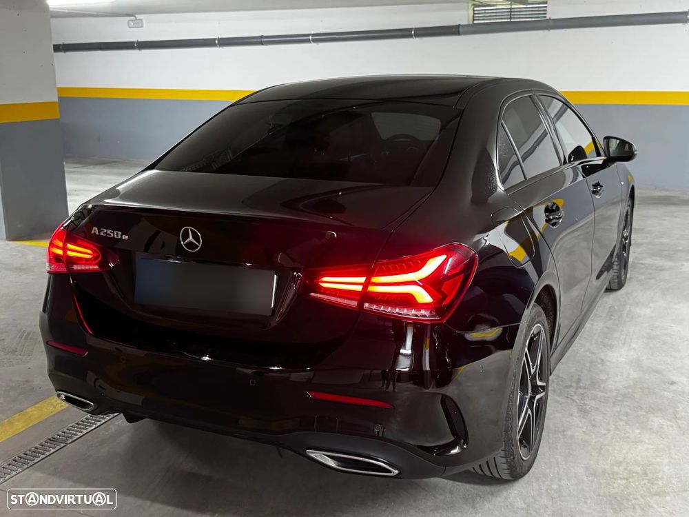 Mercedes-Benz A 250 Limousine e 8G-DCT AMG Line Advanced - 20