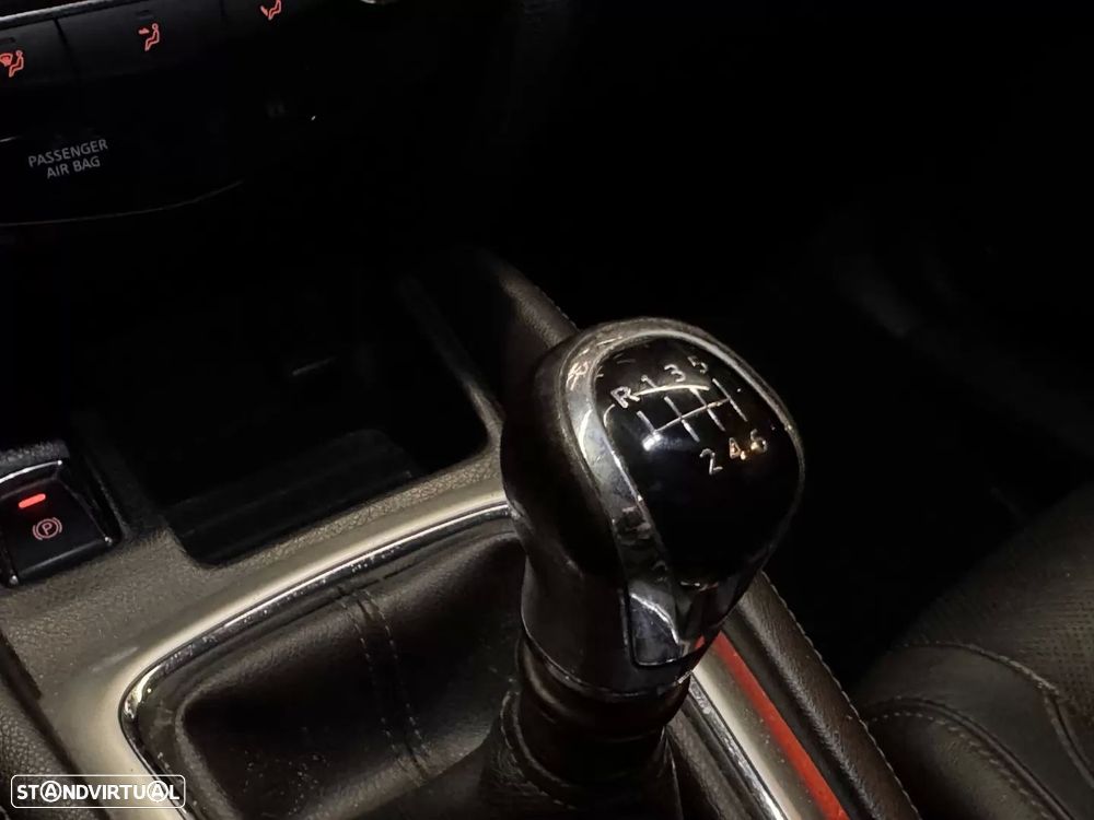 Nissan Qashqai 1.2 DIG-T TEKNA+ - 27