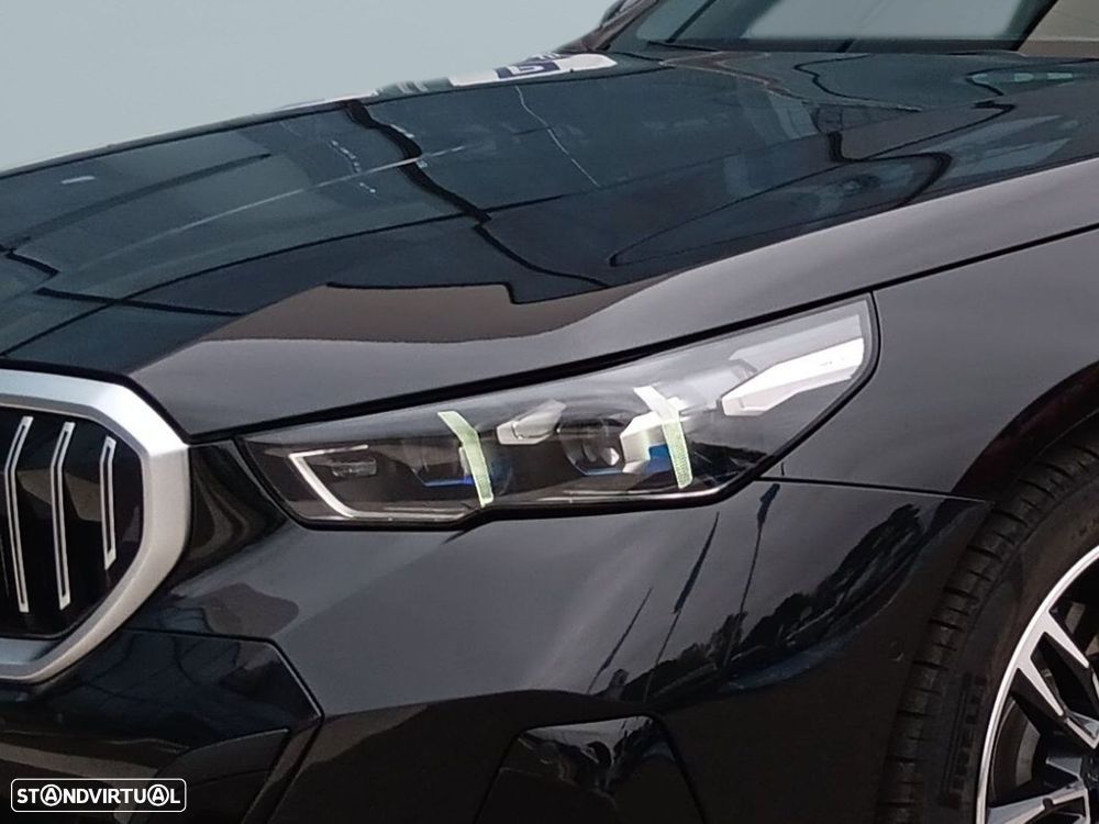 BMW 530 e Pack Desportivo M - 3