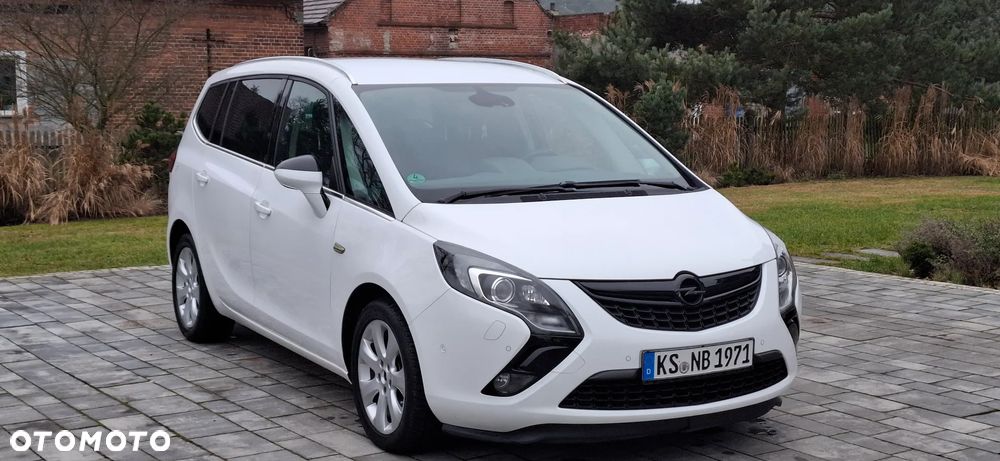 Opel Zafira Tourer 1.6 SIDI Turbo ecoFLEX Start/Stop Sport - 2