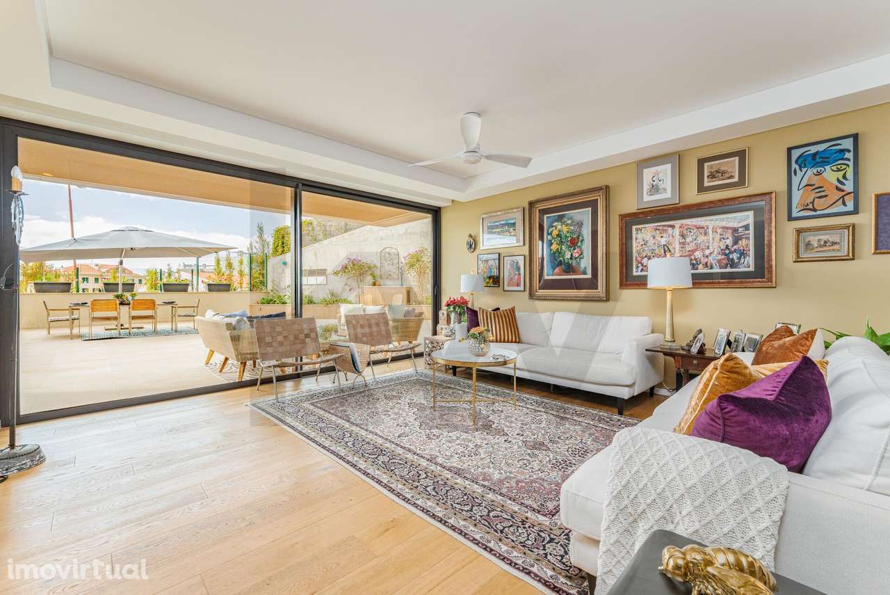 Apartamento T3 com amplo logradouro em S.Martinho, Funchal - Grande imagem: 4/37