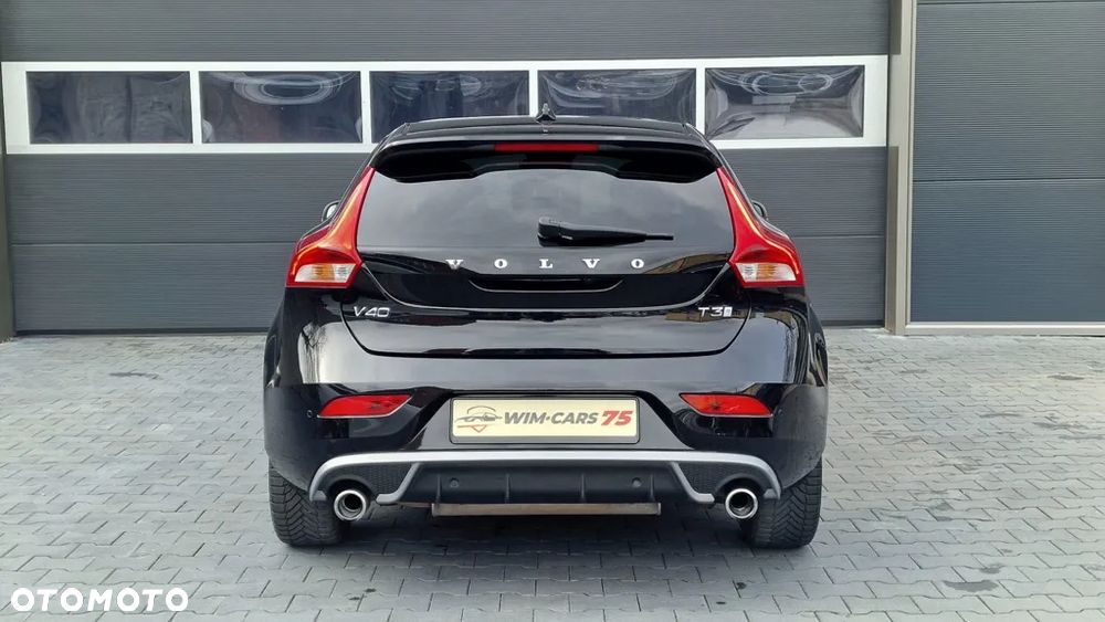 Volvo V40 T3 Geartronic RDesign - 11