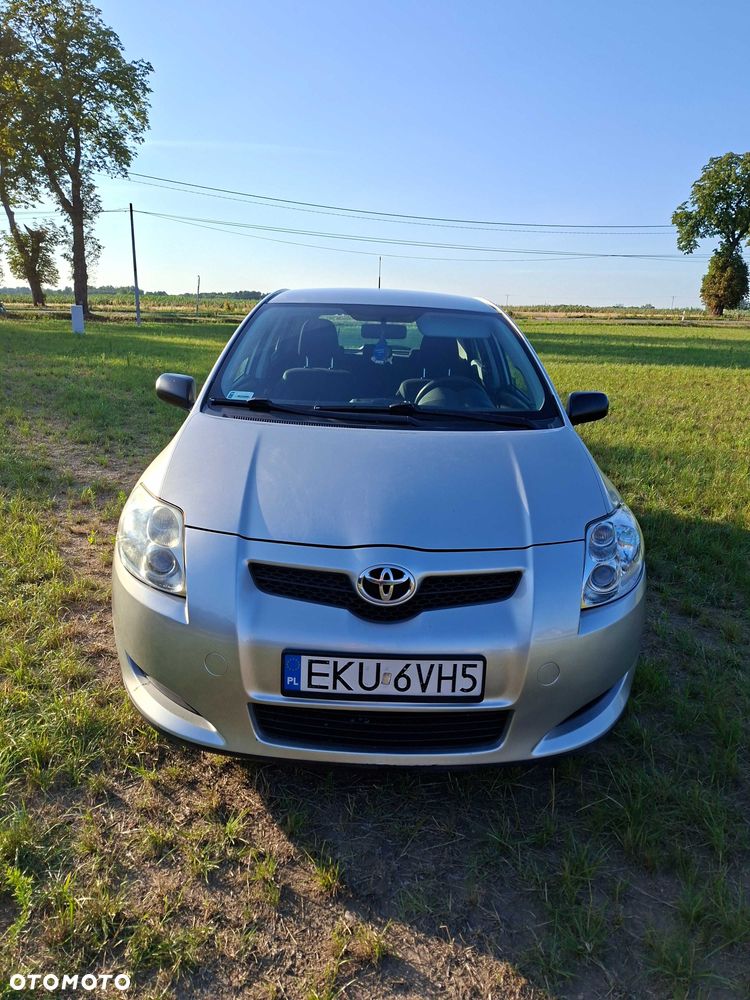 Toyota Auris - 4