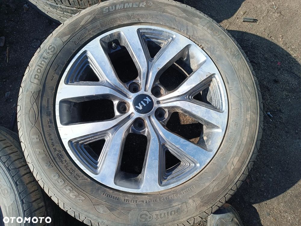 FELGI KOŁA KIA SPORTAGE III 17'' 5x114,3 ET40 - 2