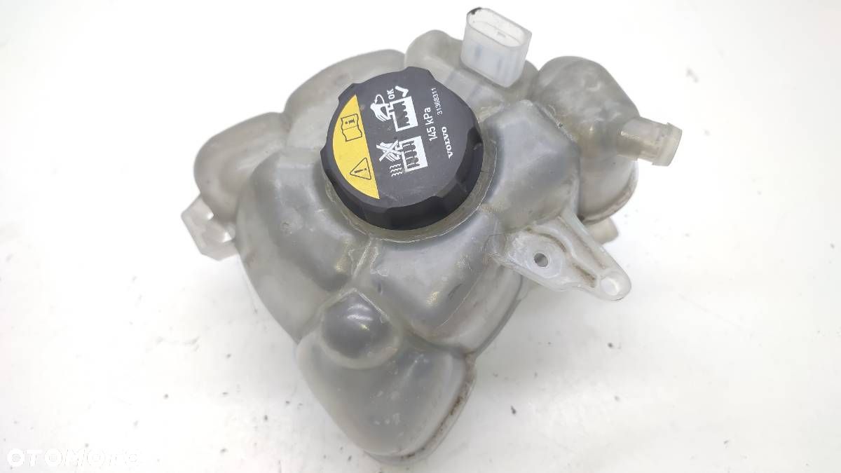 ZBIORNICZEK WYRÓWNAWCZY PŁYNU CHŁODZĄCEGO VOLVO XC60 II V60 S90 31465682 - 1
