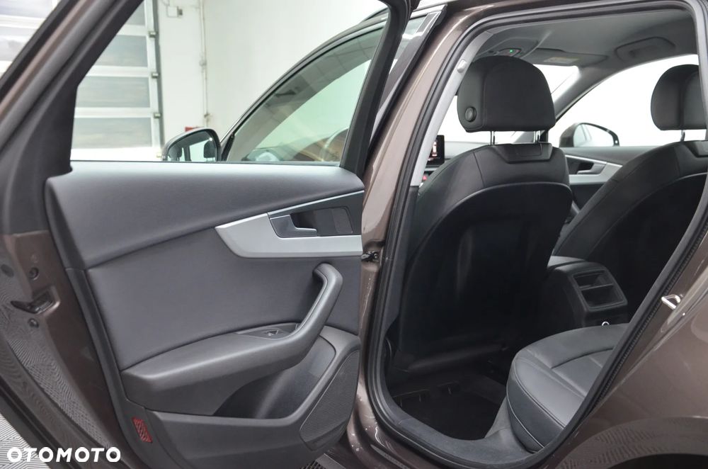 Audi A4 Avant 35 TDI S tronic - 11
