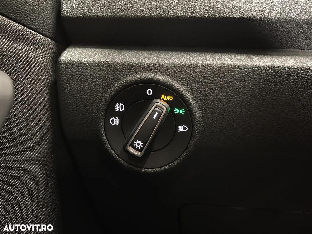 Volkswagen T-Roc 2.0 TDI DSG Design - 22