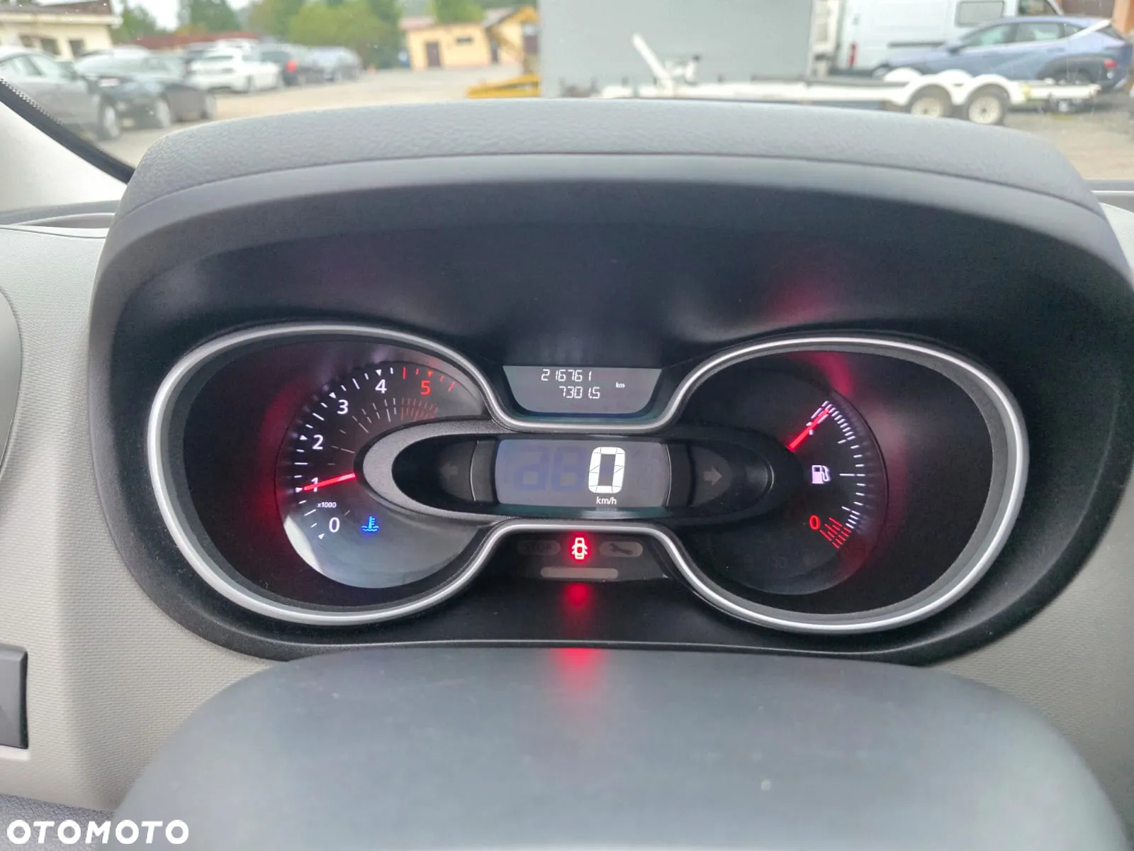 Renault Trafic - 10