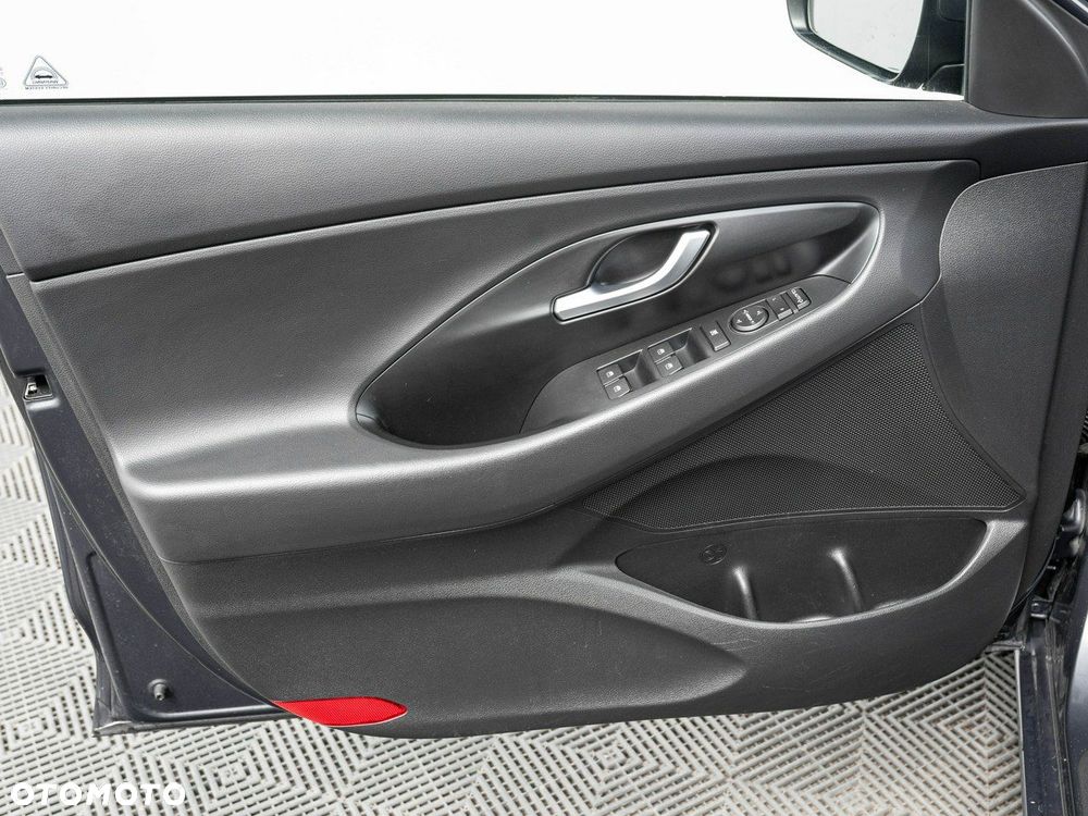 Hyundai i30 1.5 DPI Comfort - 10