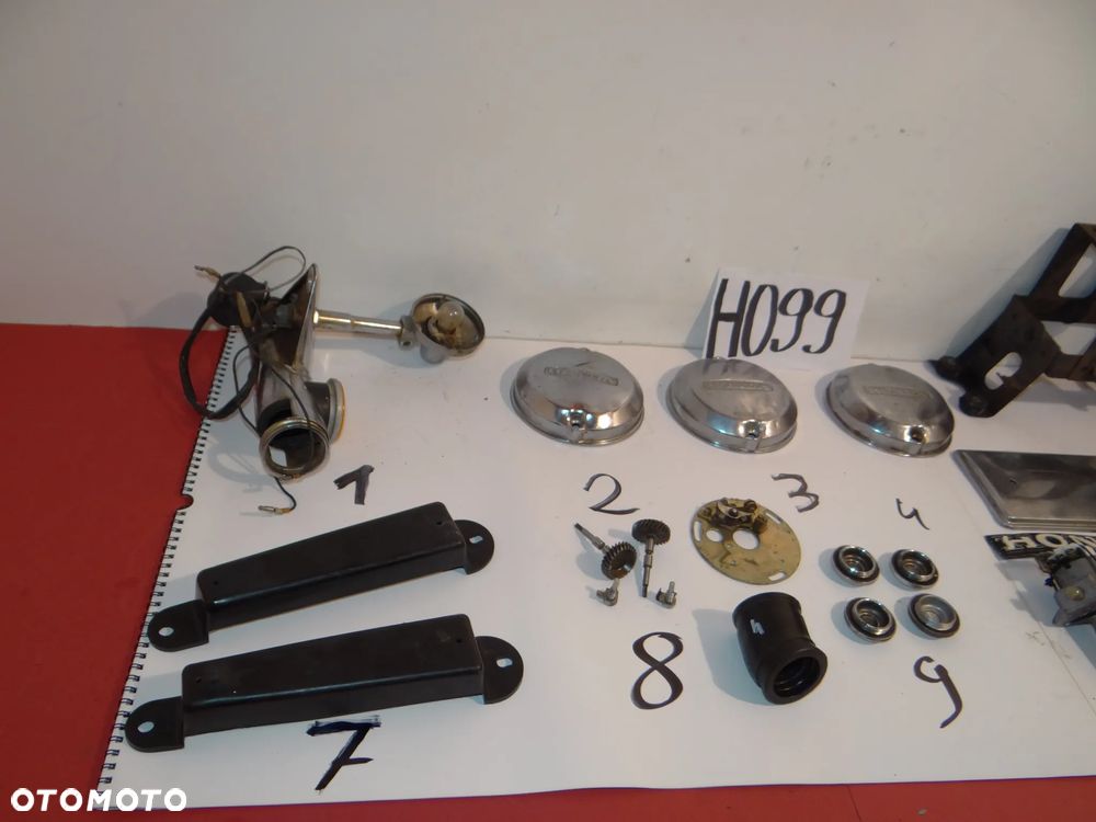 HONDA CB 750 FOUR 1969-1978 r. MOCOWANIE LAMPY POKRYWA STACYJKA INNE CZĘŚCI H099 - 37