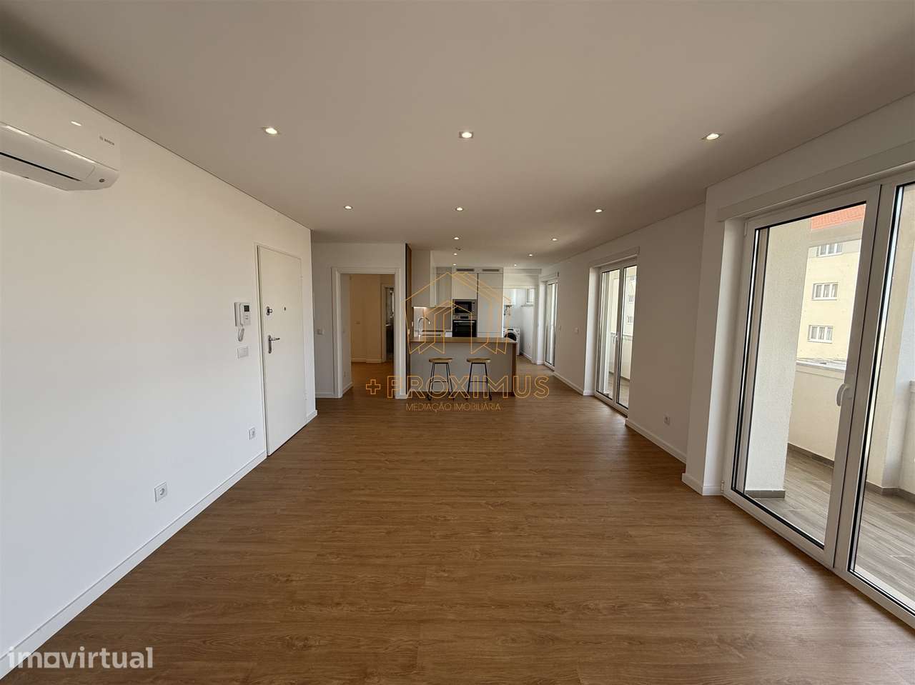 Apartamento T3 Novo junto do Casino c/ Vistas Fabulosas sobre a Praia - Grande imagem: 4/23