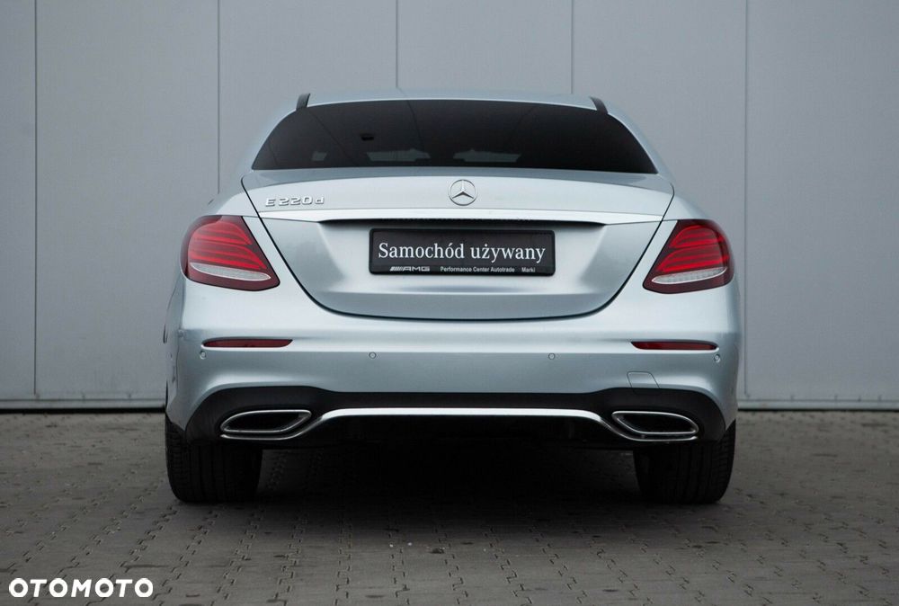 Mercedes-Benz Klasa E 220 d 9G-TRONIC - 9