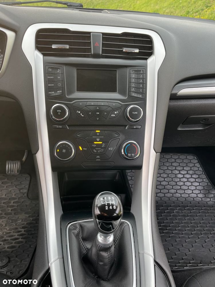 Ford Mondeo - 16