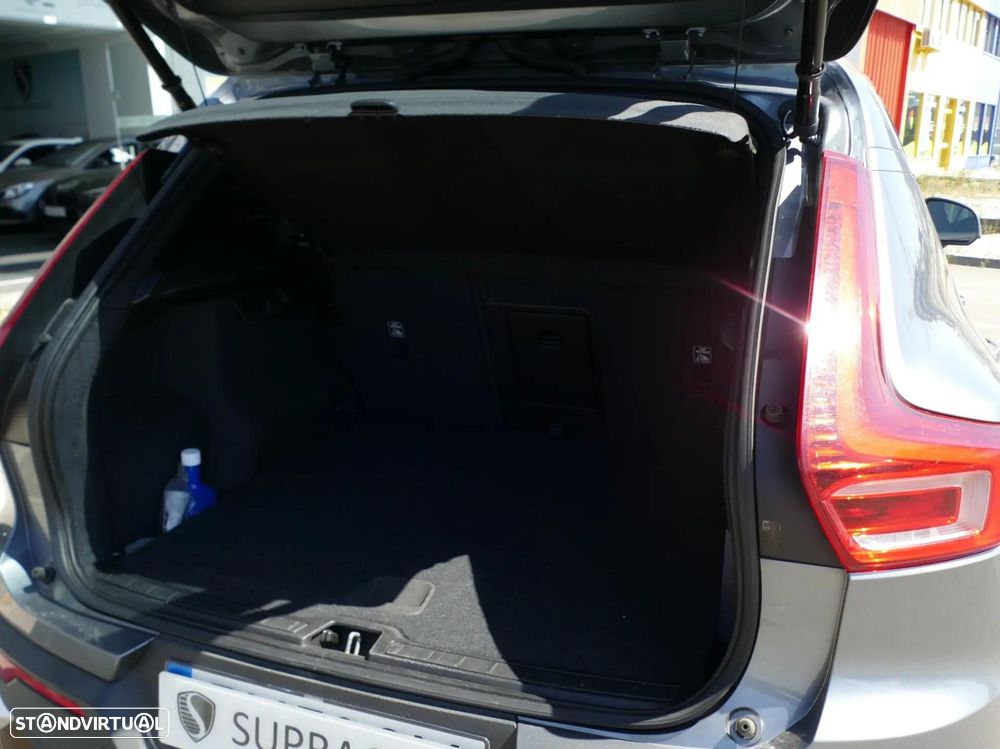Volvo XC 40 2.0 D3 Geartronic - 14